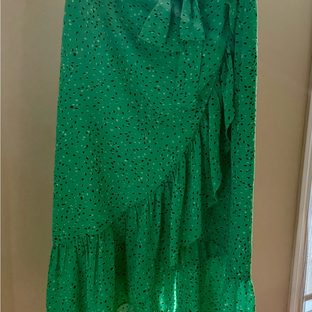 Ann Taylor Green Maxi Wrap Skirt with Ruffled Asymmetrical Design